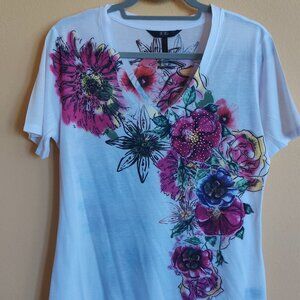 BCBG Paris Floral Tee Size Large